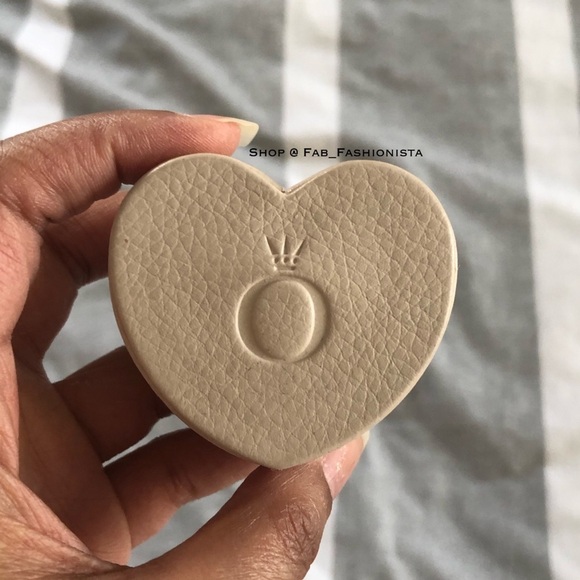 Limited edition pandora leather box - Picture 3 of 5